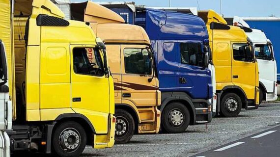 Mezzi pesanti: calendario 2024 dei divieti di circolazione stradale